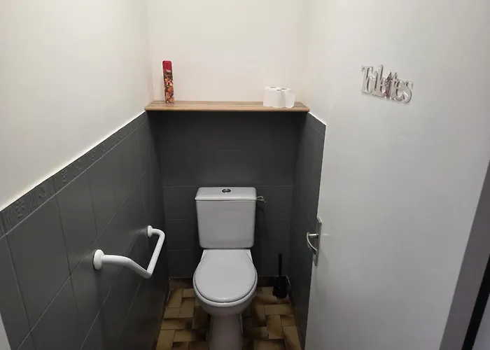 271 - Le Grenouillet Varadais Nyaraló